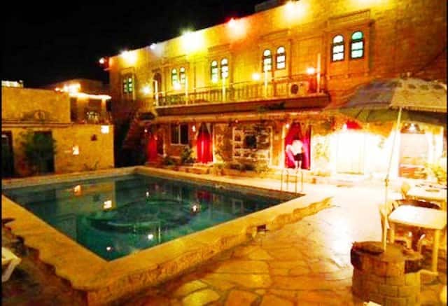 Hotel The Royale